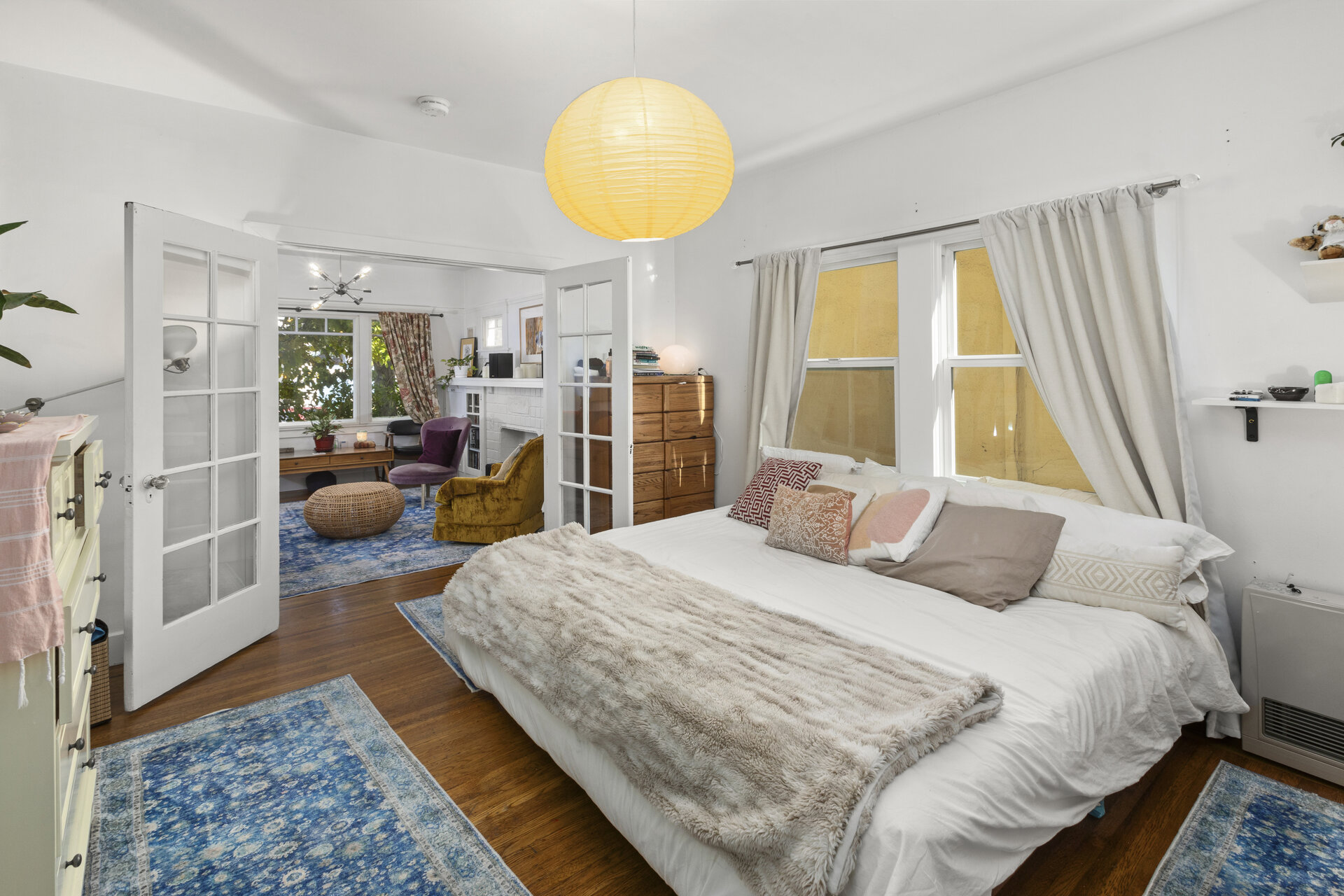 One Bedroom (1) bedroom 2